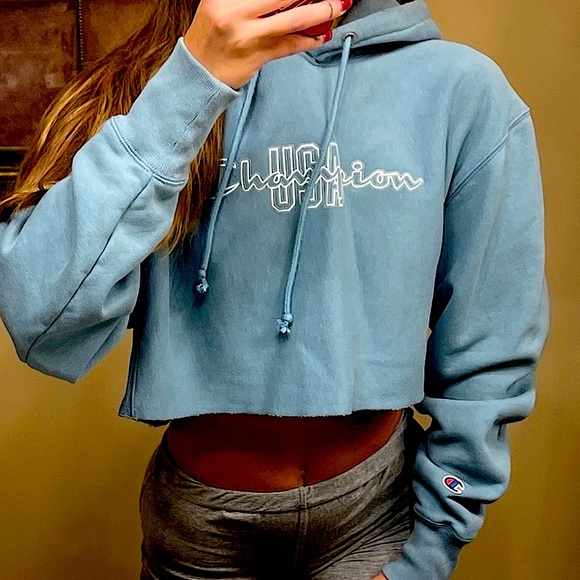 champion crop hoodie - Picture 3 of 3